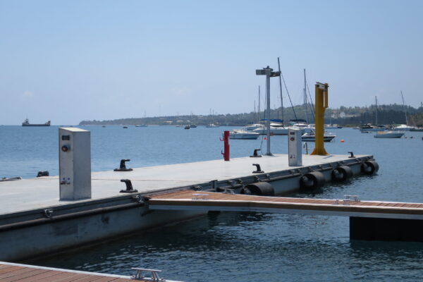 Marine Nationale Mayotte – Quai Issouf-Ali, pantalán para vedettes militares